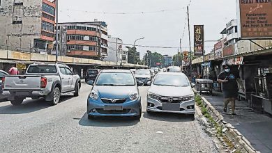 Photo of 夫妻不能共車開檔 一人一車難為了小販