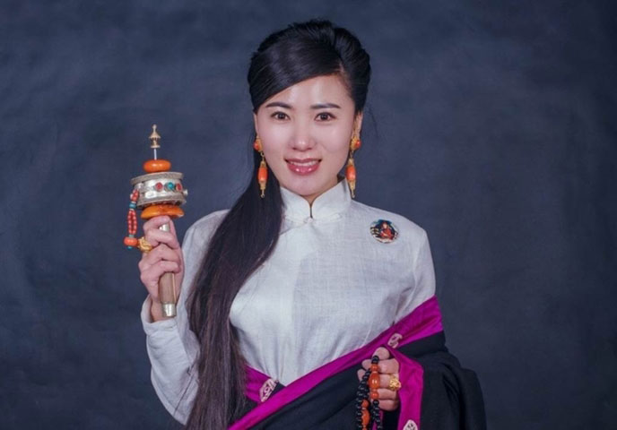 覺乃娘毛吉來自甘肅省甘南藏族自治州