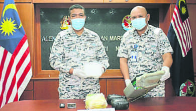 Photo of 追捕可疑木船 海事局起21.5萬元冰毒