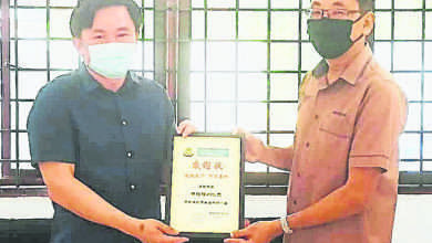 Photo of 料耗資70萬 楊祖強資助2華小興建項目