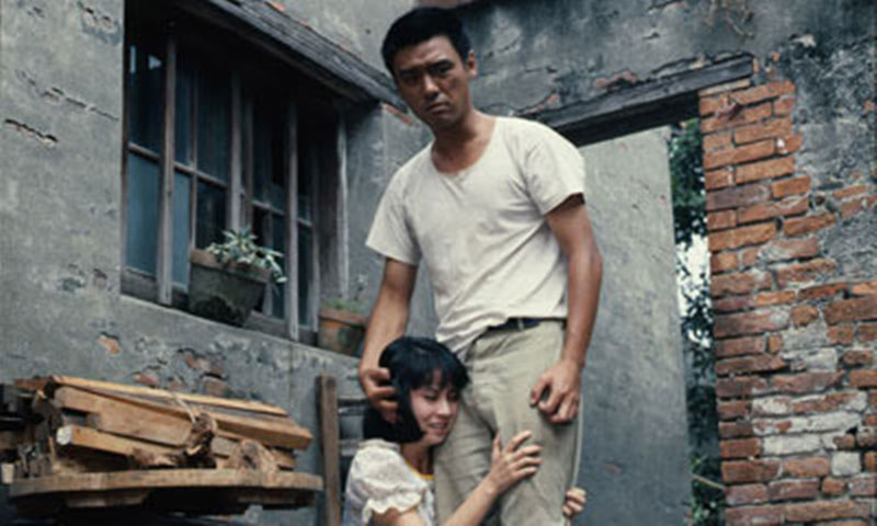 李烈在1979年的出道作品「小城故事」就由李行導演執導