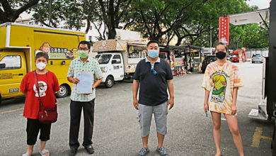 Photo of 餐車佔用停車格惹議 余保憑建議遷銀行附近