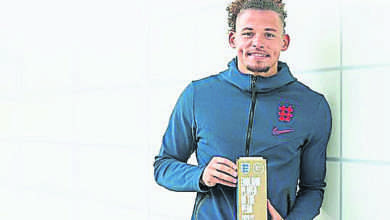 Photo of 英格蘭年度最佳球員 菲利普斯力壓斯特林當選