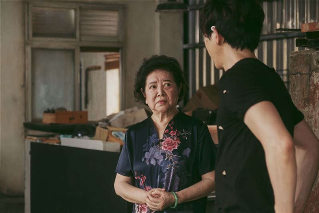 「國民阿嬤」陳淑芳以電影《親愛的房客》入圍本屆金馬獎最佳女配角