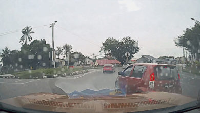 Photo of “雙線超車”險釀車禍 波警促車主自首