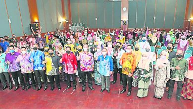 Photo of 霹大臣:廣泛接觸民眾 勉社會發展局職員接種