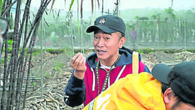 Photo of 《玩很大》錄影再出意外 吳宗憲吃甘蔗掉門牙