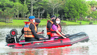 Photo of 20警到布城水警基地 訓練開救生艇救援