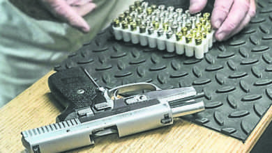 Photo of 數十年來首次 共和黨員倒戈 美參院通過鎗械法案