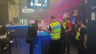 Photo of 警取締無牌夜店 扣押音響器材助查