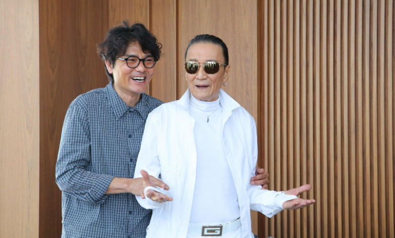 去年謝賢與《殺出個黃昏》團隊四處宣傳謝票，當時的他健步如飛.