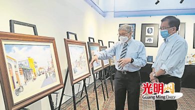 Photo of 疫情期閉關創作街景油畫 84歲蔡貴榮辦慈善個展