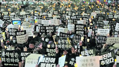 Photo of 【韓國萬聖節派對人踩人】首爾萬人燭光集會 促總統下台
