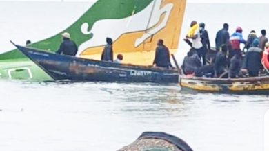 Photo of 天氣惡劣 坦桑尼亞客機墜湖 26人獲救