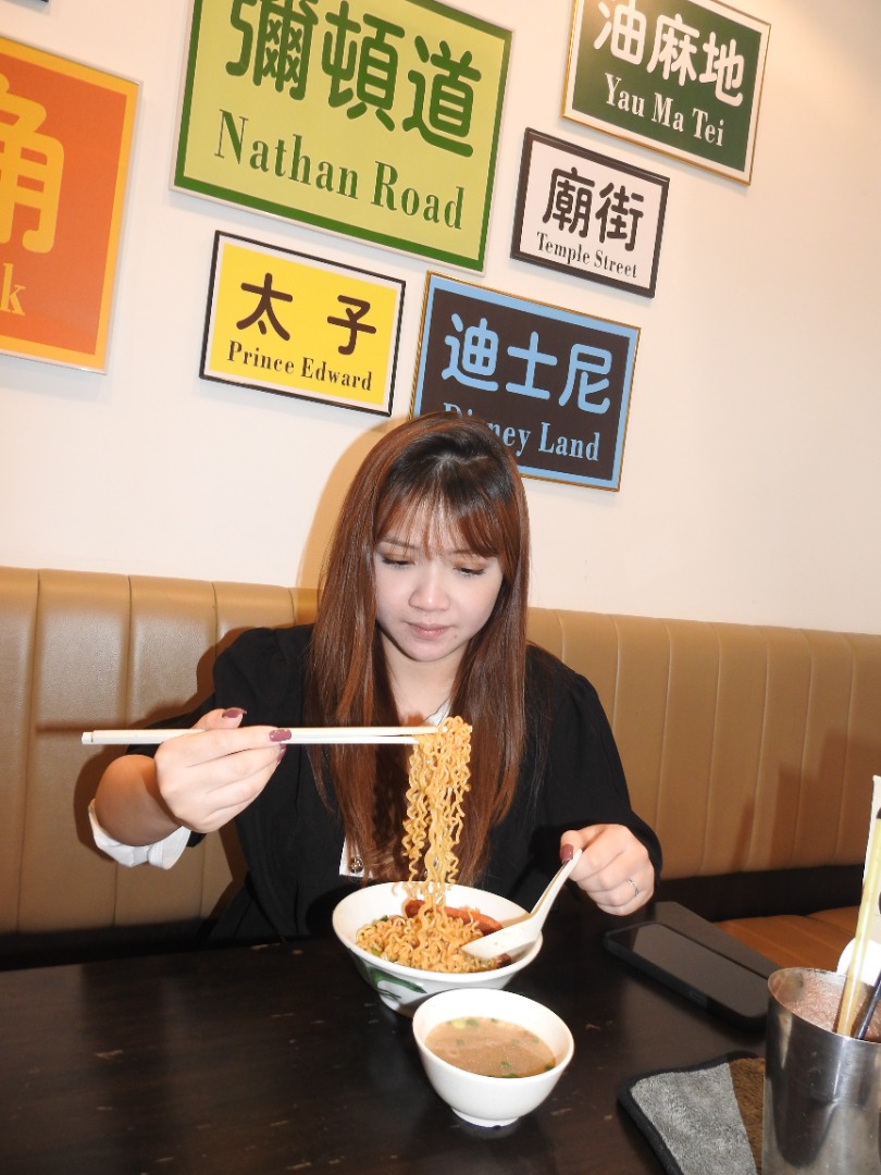 李鎧淋當空中小姐時愛上香港茶餐廳美食。