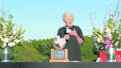 Photo of 【高爾夫球】曾獲88個LPGA冠軍 美83歲傳奇女球手去世
