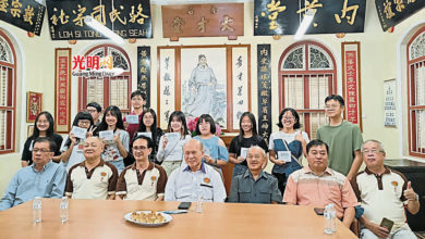 Photo of 檳駱氏同宗社頒獎助學金 25優秀生共獲5000元