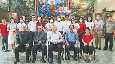 Photo of 5對情侶元旦明修善社結連理