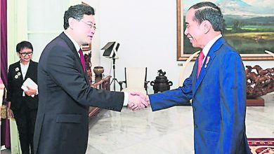 Photo of 中外長秦剛訪雅加達 晤印尼總統及東盟秘書長