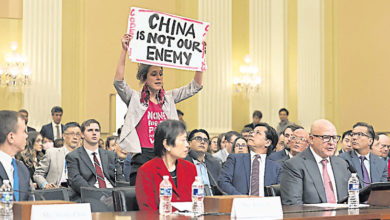 Photo of 中國問題委員會首場聽證會  出席者示威『中國非敵人』