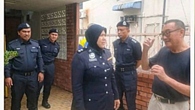 Photo of 老經理遭尾隨忘記回家路 感激警方護送返家