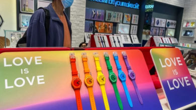 Photo of Pride彩虹手錶全球賣 Swatch：僅馬來西亞被沒收