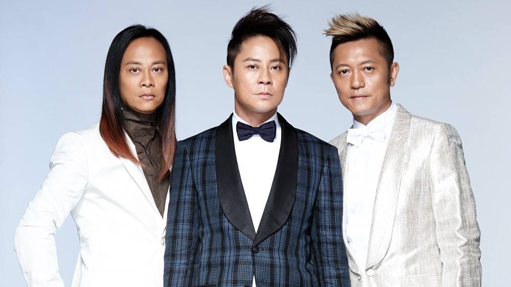 相隔4 年