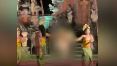 Photo of 巴厘島德國女遊客全裸亂入舞蹈表演 遭警方逮捕