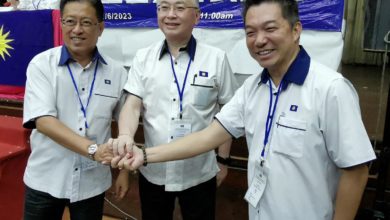 Photo of 卸下新山區會主席  魏家祥感性發言感謝相挺