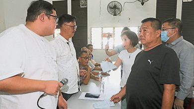 Photo of 車停屋前大路旁接罰單 沙叻秀新村村民冀警彈性執法