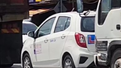 Photo of 爸爸尾隨女兒考車 隔空喊“加油”“不要怕”