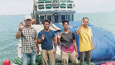 Photo of 貨船引擎故障通訊中斷 4人海上漂流2天