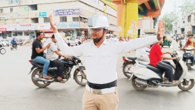 Photo of 印度警察新配備 帽子附空調防中暑