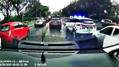 Photo of 【視頻】為VIP開路被撞 警員下車與車主對峙