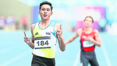 Photo of 跑進男400米決賽 烏瑪再破全國紀錄