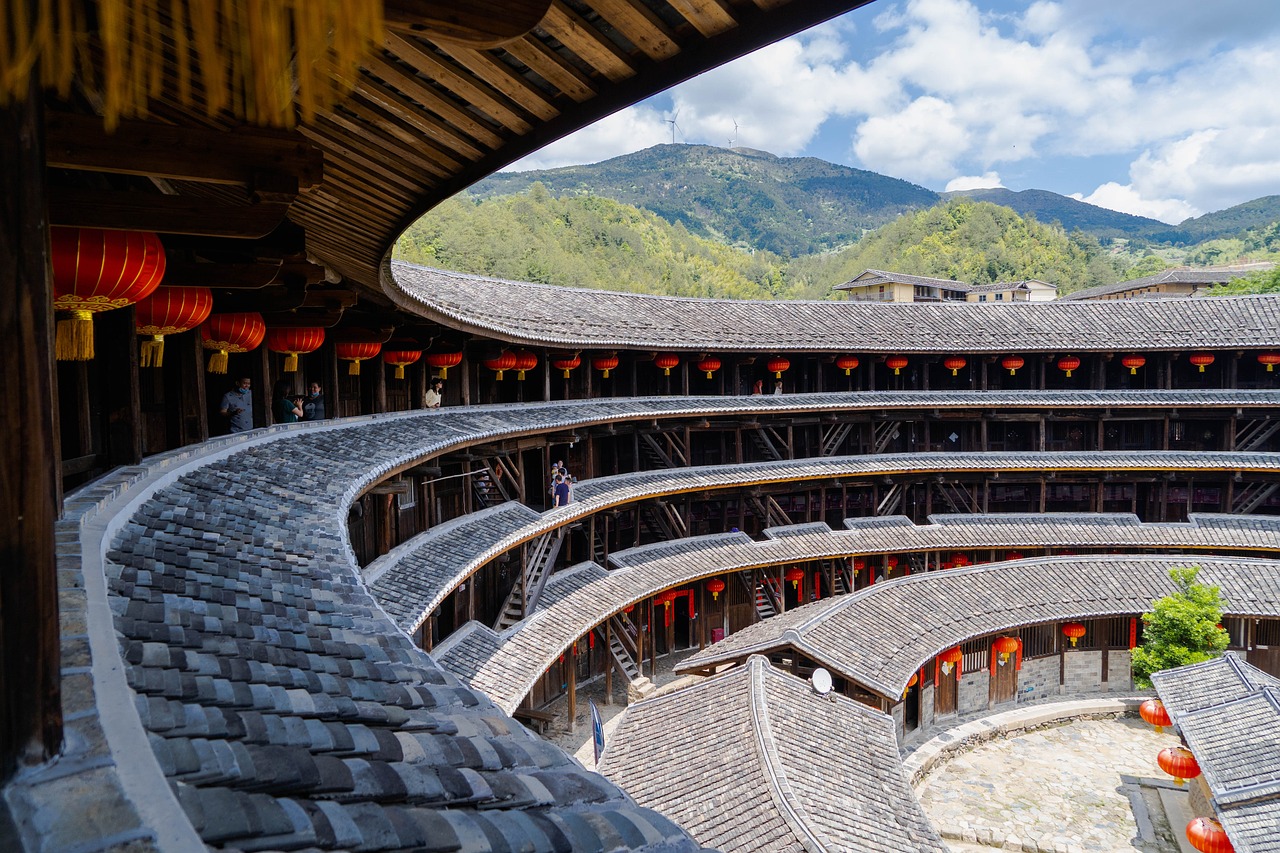 Yongding Tulou is a unique and magical mountain dwelling building in the local area.