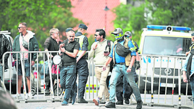 Photo of 再有人焚燒可蘭經 瑞典逾12人被捕