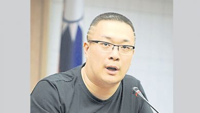 Photo of 【台Metoo風暴】2次強吻女議員  強制猥褻罪被訴