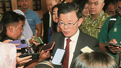 Photo of 曹觀友：許多細節須討論 霹淨水賣檳分階進行