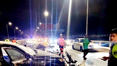 Photo of 檳橋車禍騎士夫婦喪命 16歲司機延扣1天