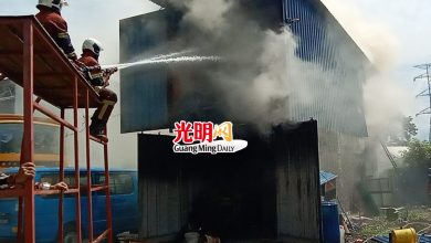 Photo of 疑電線短路  二層貨柜儲藏室起火