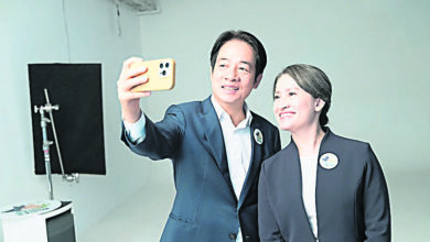 Photo of 【台總統選舉】賴蕭配拍定裝照