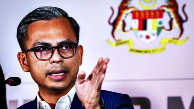 Photo of 法米:與管理層開會 今商J-KOM總監人選