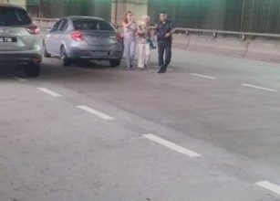 Photo of 85歲華婦獨自開車迷路 巡警協助將老婦帶回警局