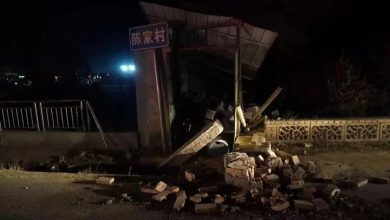 Photo of 【甘肅地震】捨身護癱瘓孫子頭部  爺爺被瓦礫壓身亡