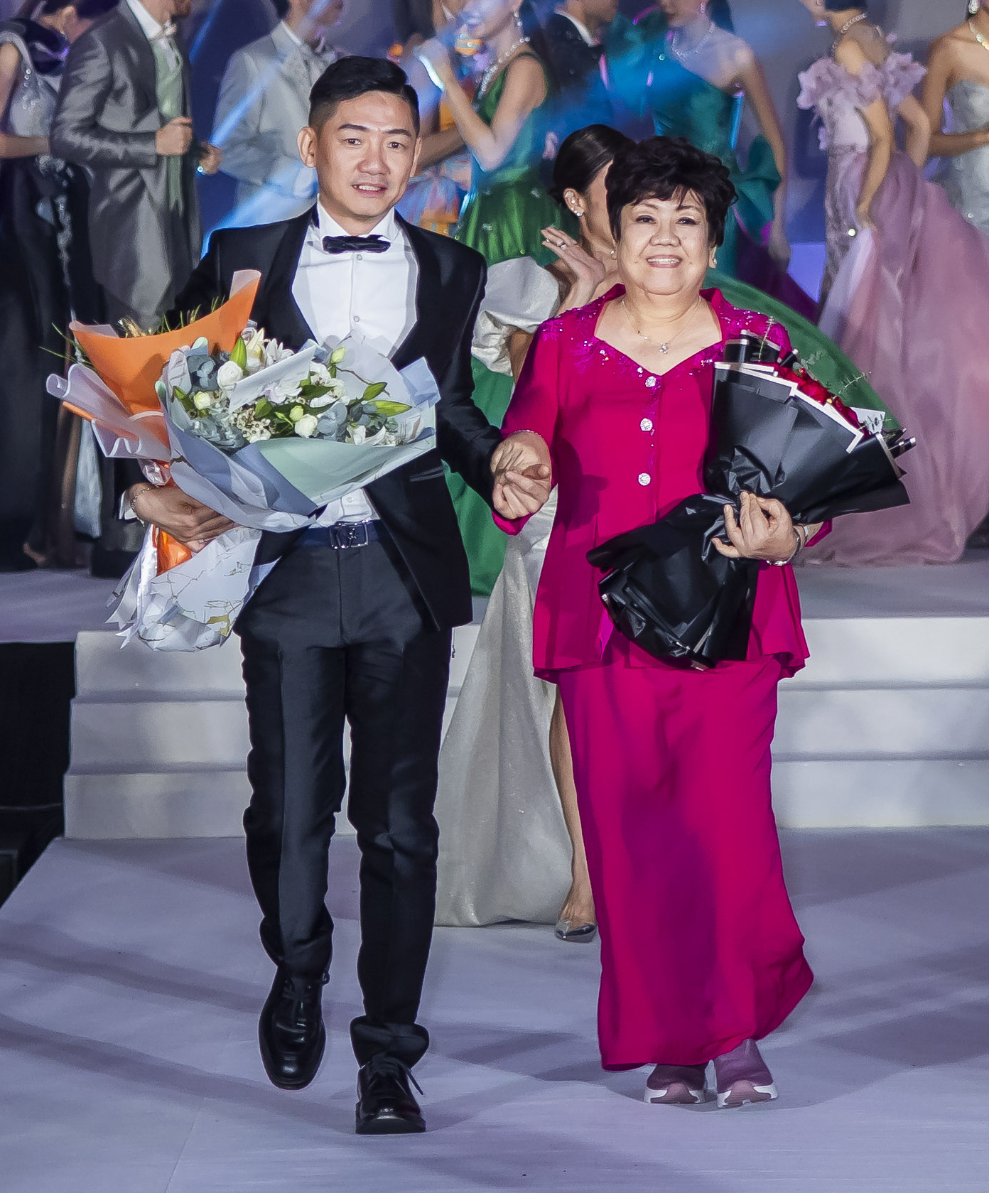 Keith Kee is grateful to his mother Huang Yuexin for sowing the seeds of fashion in him and creating his brilliance today!