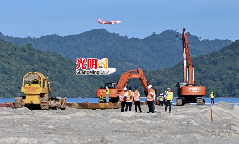 矽谷島計劃的填土工作正在如火如荼進行中。