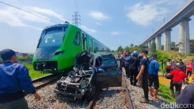 Photo of 雅萬高鐵接駁火車撞休旅車  3乘客當場斃命