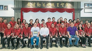Photo of 沈志強率服務團隊造訪 撥威省福建會館2萬元