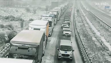 Photo of 遇大雪受困公路 西班牙軍隊營救600司機